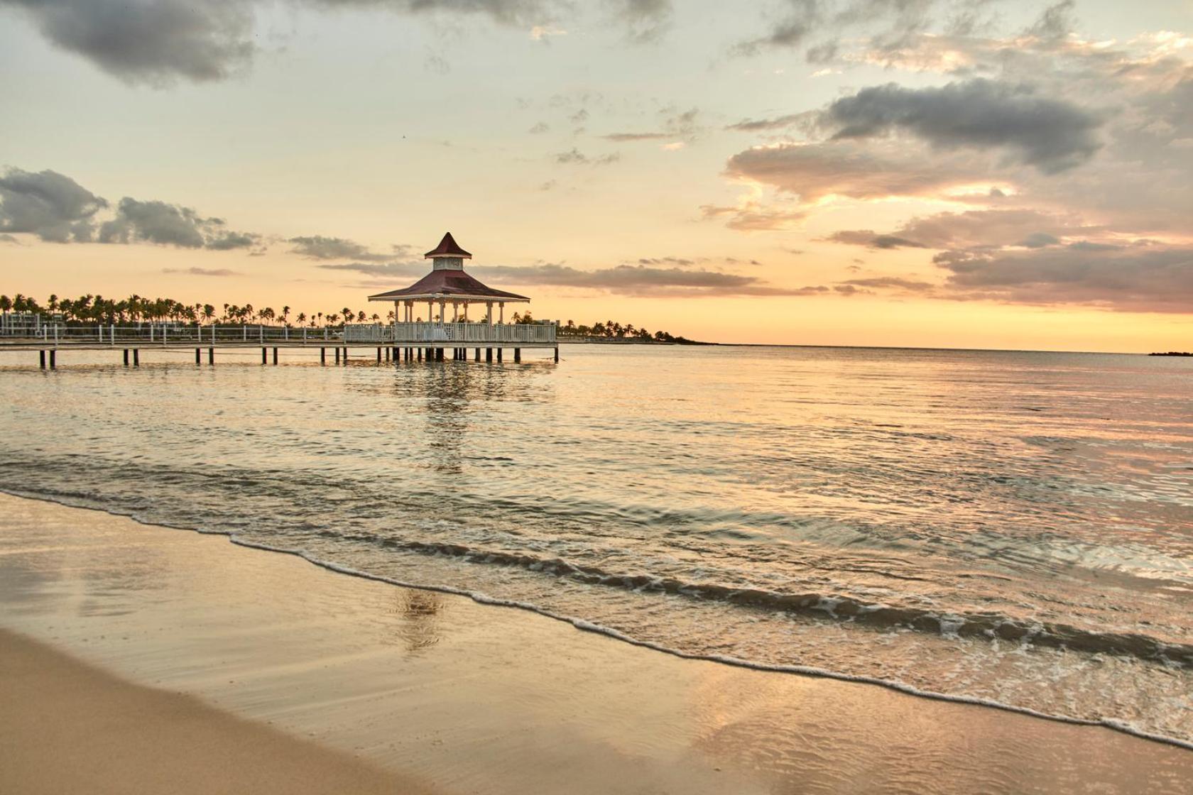 Bahia Principe Grand La Romana (Adults Only) Hotel Exterior photo